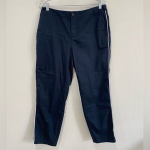 Oakley Women’s Navy Golf Chinos, Size Large